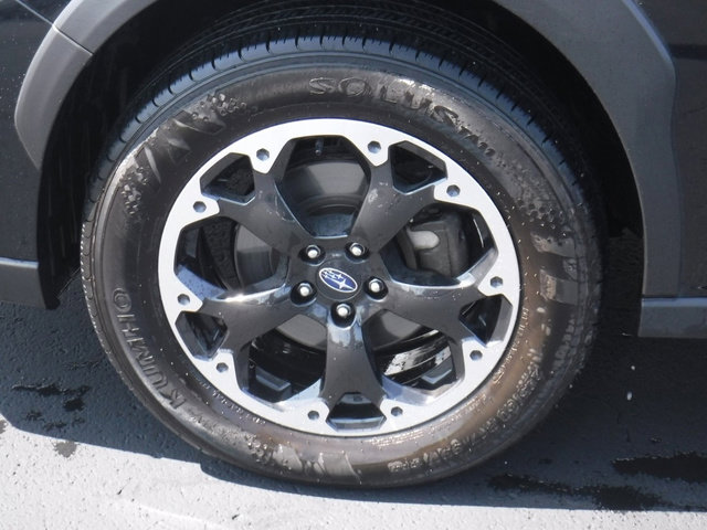 Used 2023 Subaru Crosstrek 2.0i Premium image 3