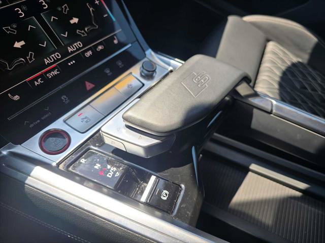 Used 2023 Audi e-tron S Prestige w/ Prestige Package AWD/4WD image 32