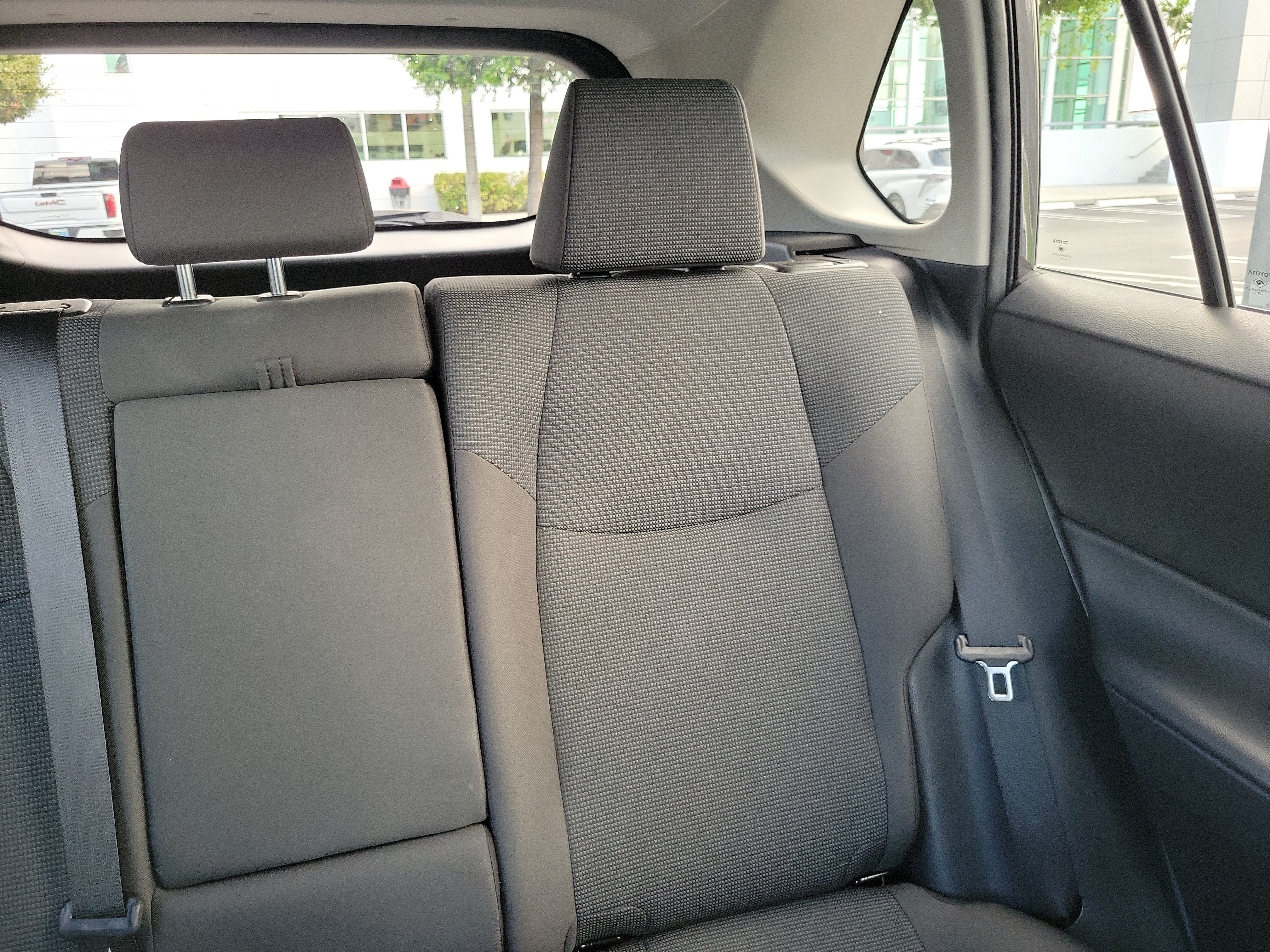 Used 2024 Toyota RAV4 LE FWD image 22