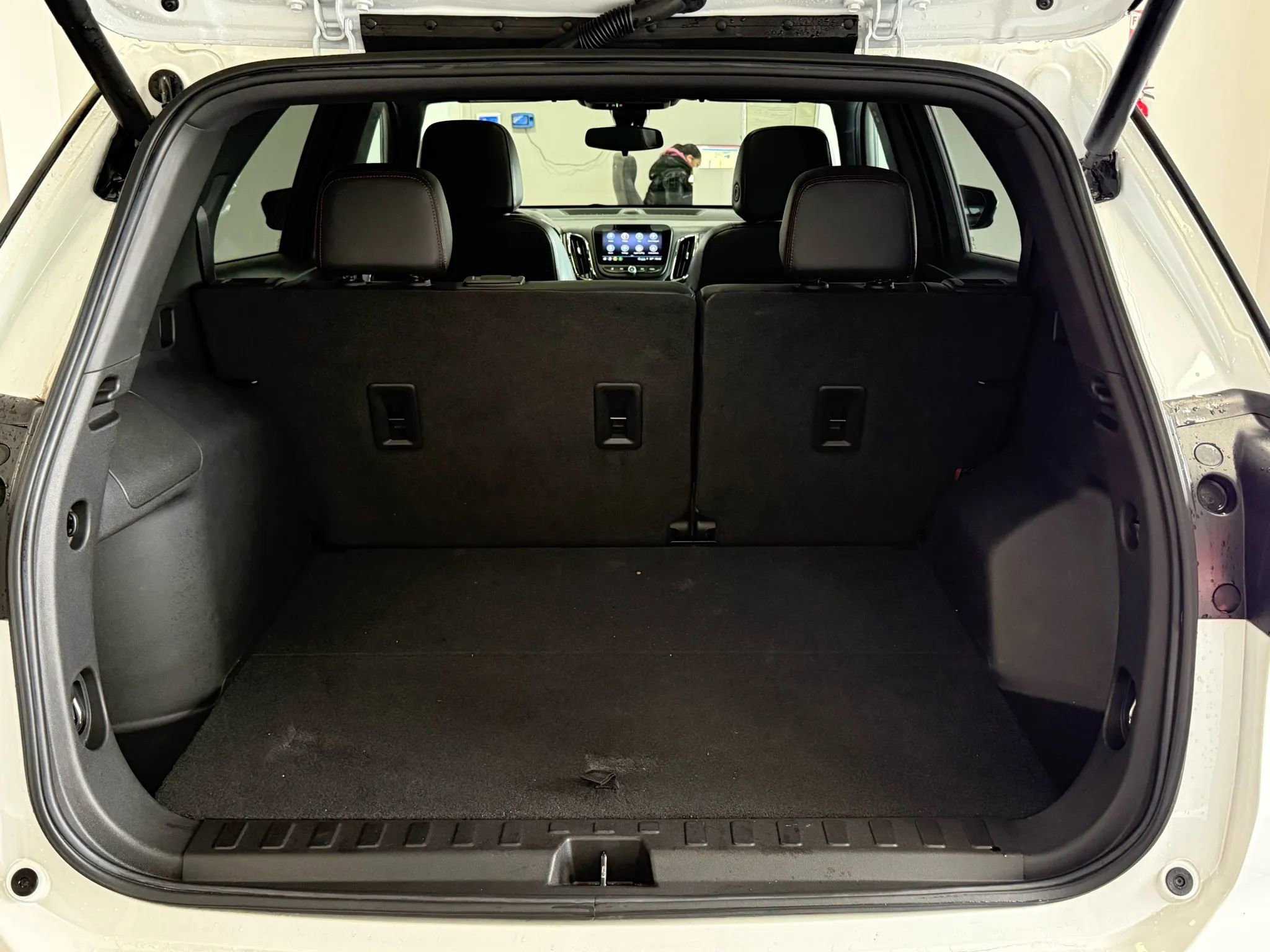 Used 2022 Chevrolet Equinox RS w/ Infotainment Package AWD/4WD image 28