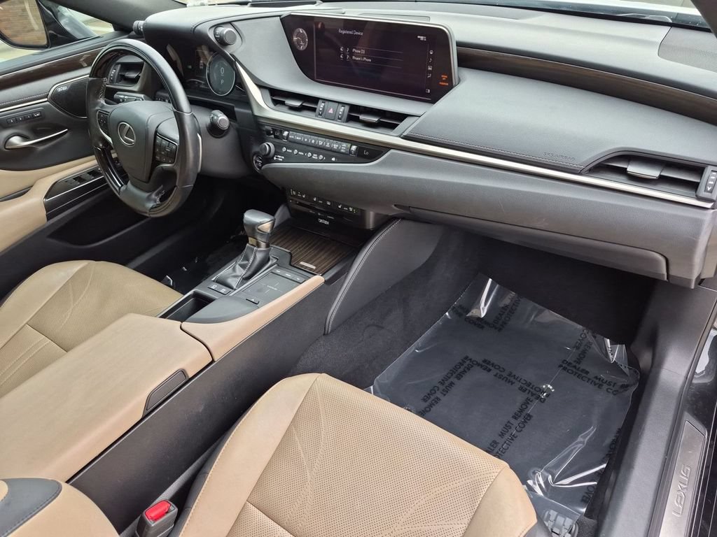 Used 2019 Lexus ES 300h Ultra Luxury FWD image 19
