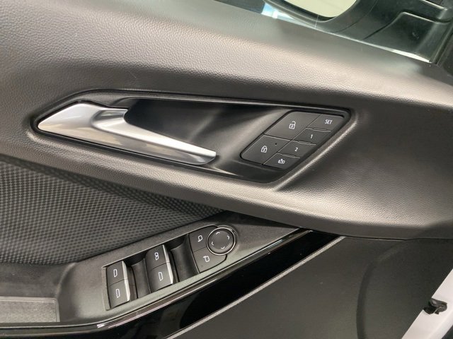 Certified 2025 Chevrolet Equinox RS w/ Safety and Technology Package image 32