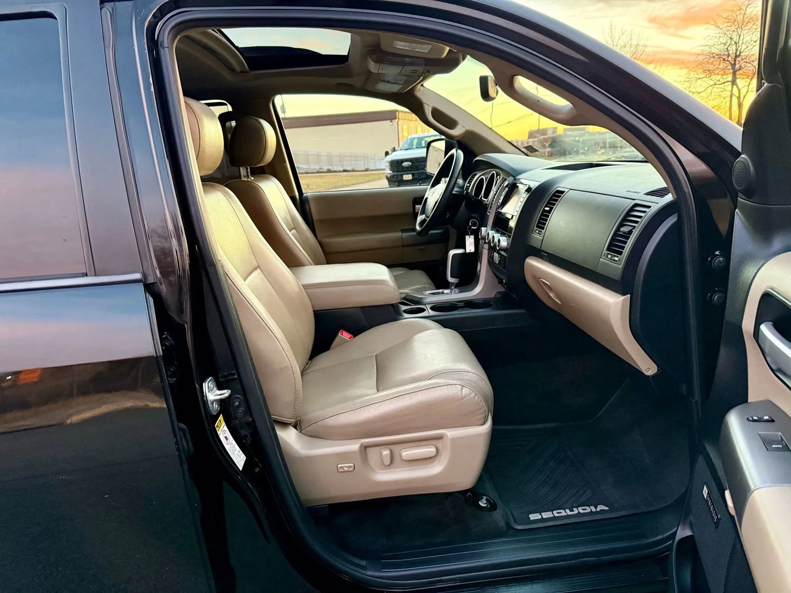 Used 2012 Toyota Sequoia Limited image 15