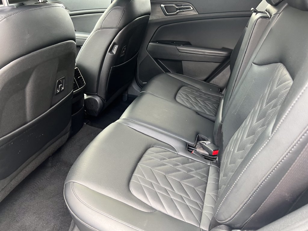 Used 2023 Kia Sportage X-Pro AWD/4WD image 12