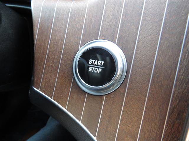 Used 2023 Mercedes-Benz EQE 350+ 4MATIC Sedan w/ Exclusive Trim Package image 15