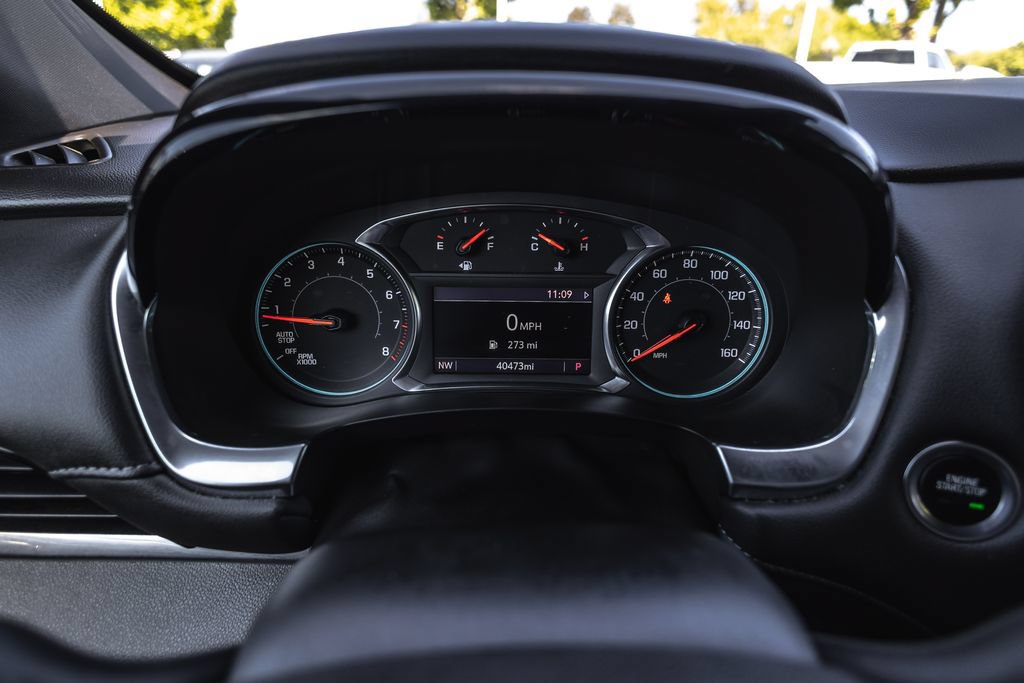 Used 2022 Chevrolet Traverse LT AWD/4WD image 11