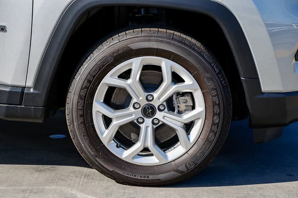 New 2025 Jeep Compass Sport AWD/4WD image 10