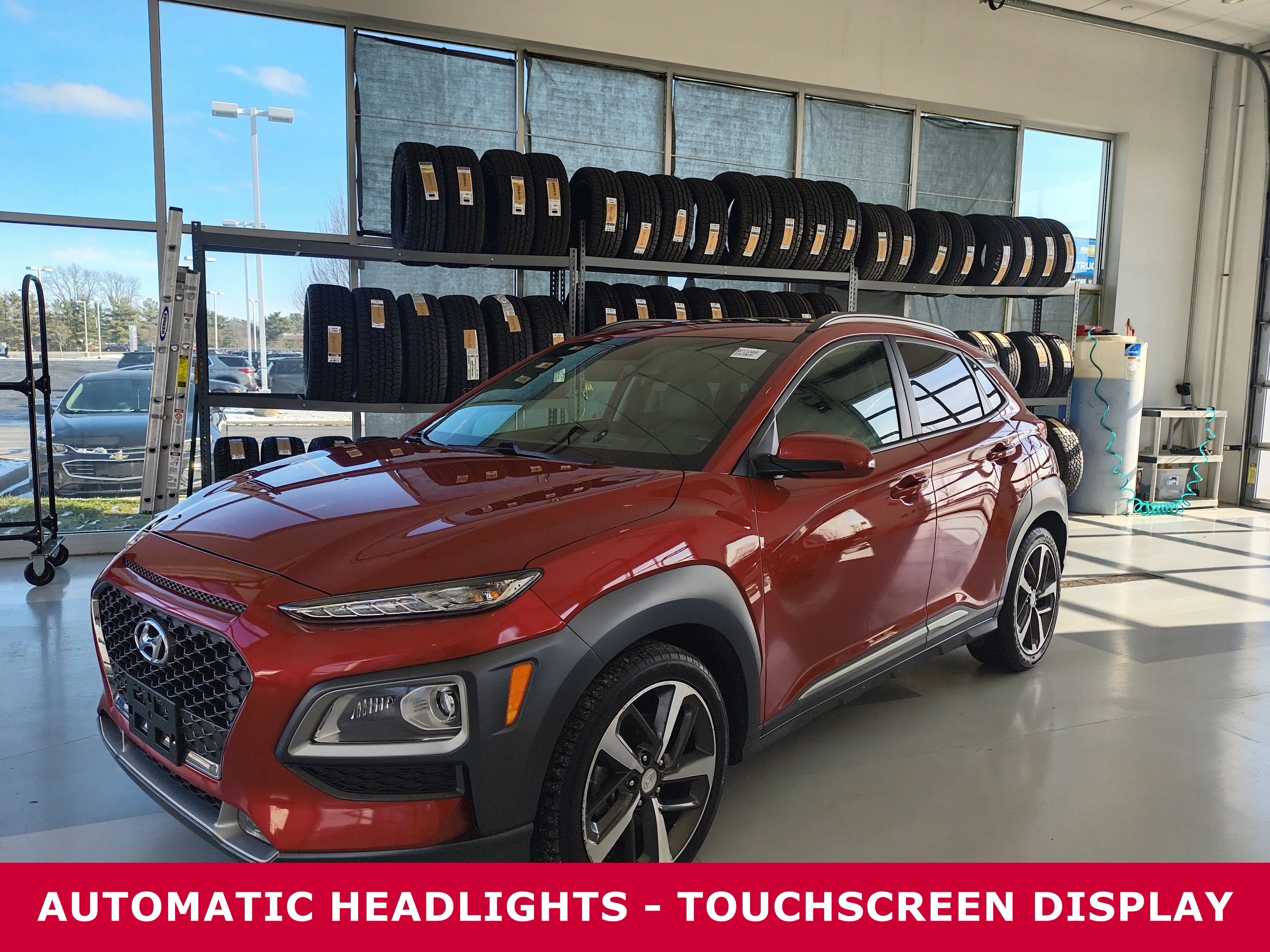 Used 2018 Hyundai Kona Limited image 2