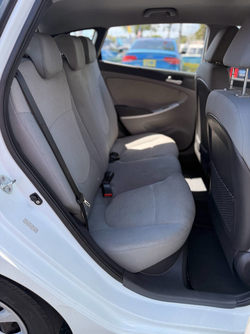 Used 2012 Hyundai Accent GS FWD image 19
