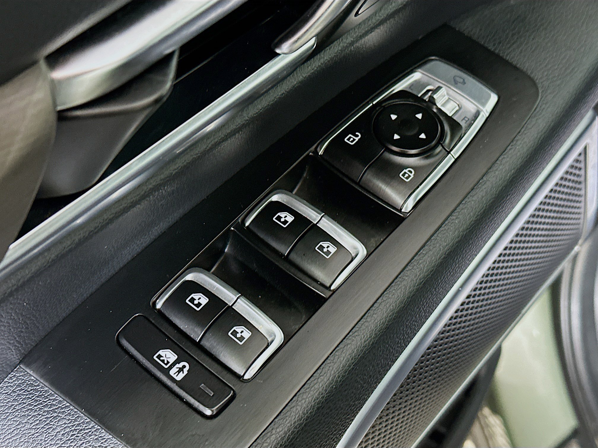 Certified 2024 Kia Telluride SX X-Line AWD/4WD image 18