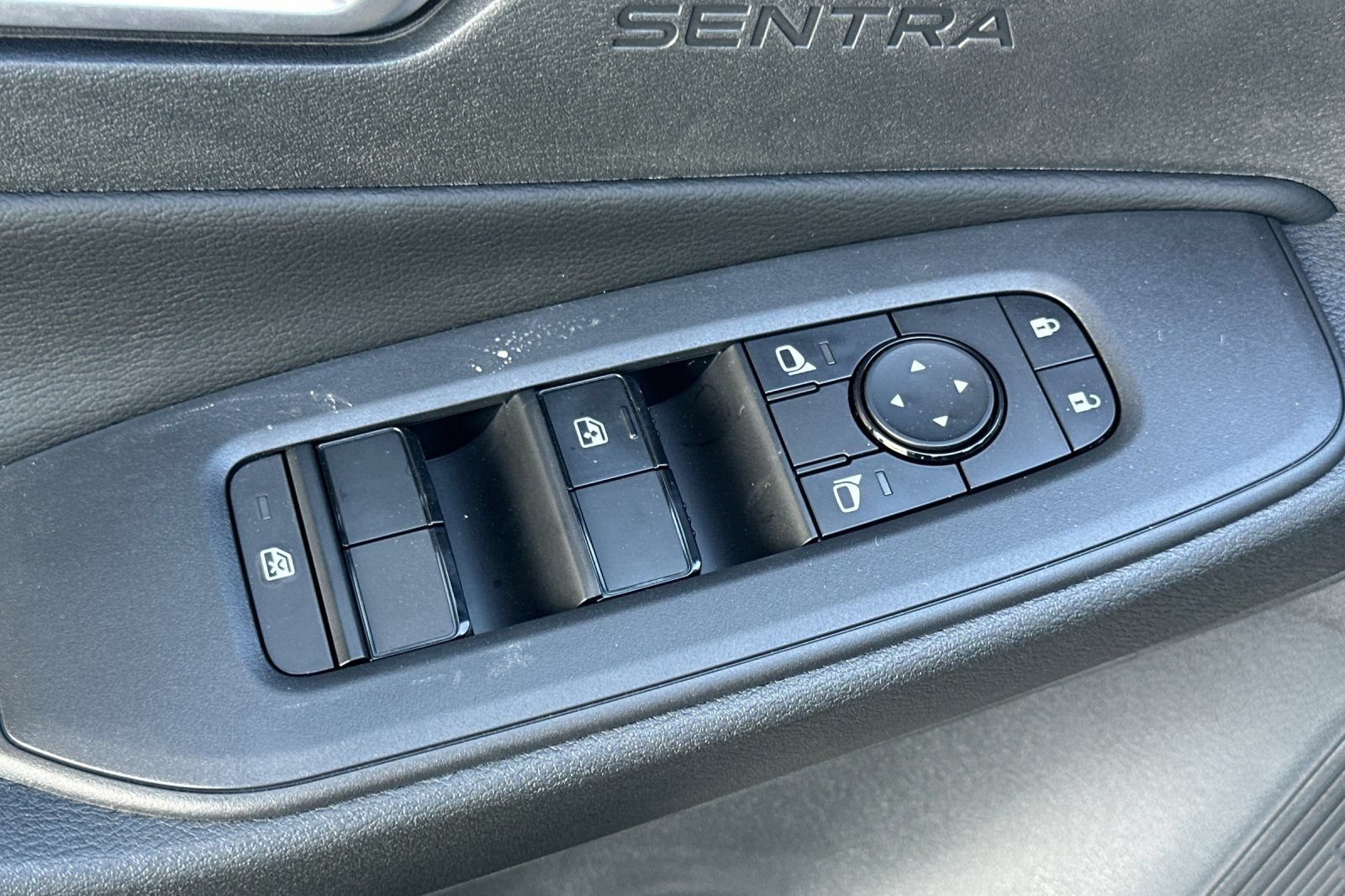 New 2027 Nissan Sentra SV FWD image 13