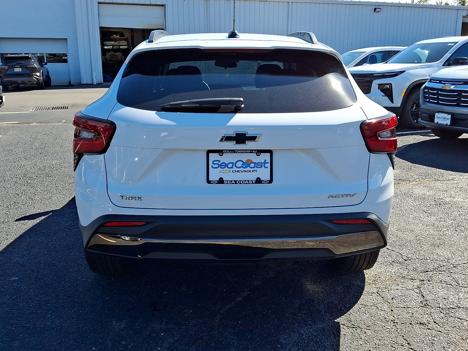Certified 2024 Chevrolet Trax ACTIV w/ Driver Confidence Package FWD image 5