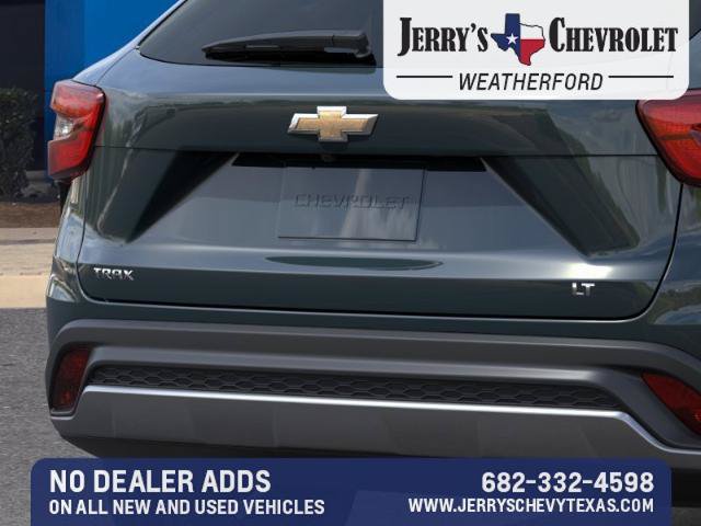 New 2026 Chevrolet Trax LT w/ LT Convenience Package FWD image 15