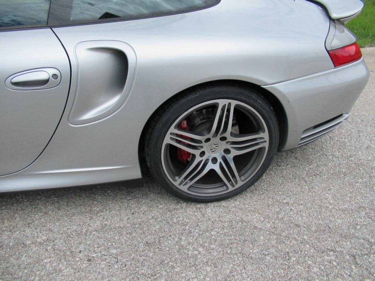 Used 2001 Porsche 911 Turbo AWD/4WD image 4