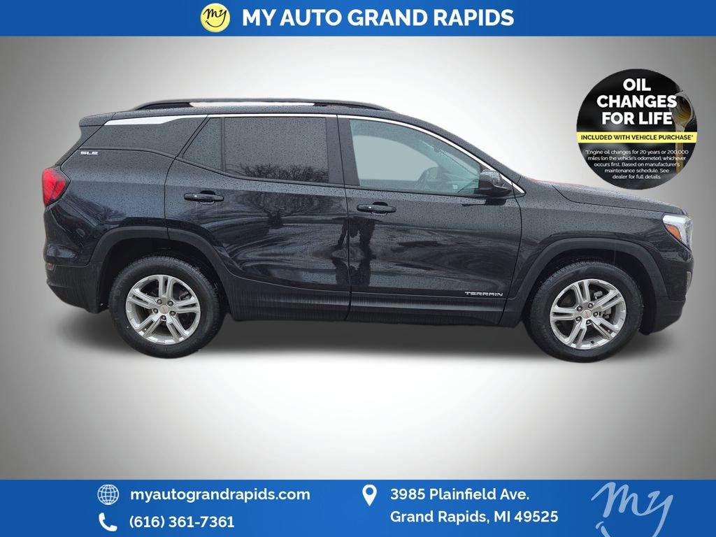 Used 2021 GMC Terrain SLE w/ Driver Convenience Package image 8