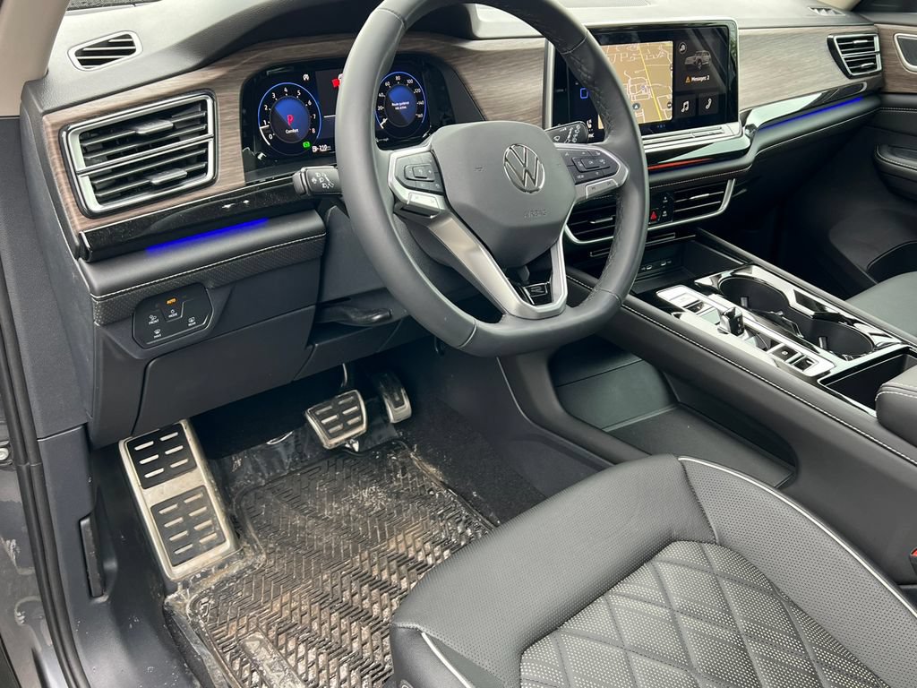 New 2025 Volkswagen Atlas SEL Premium R-Line AWD/4WD image 18
