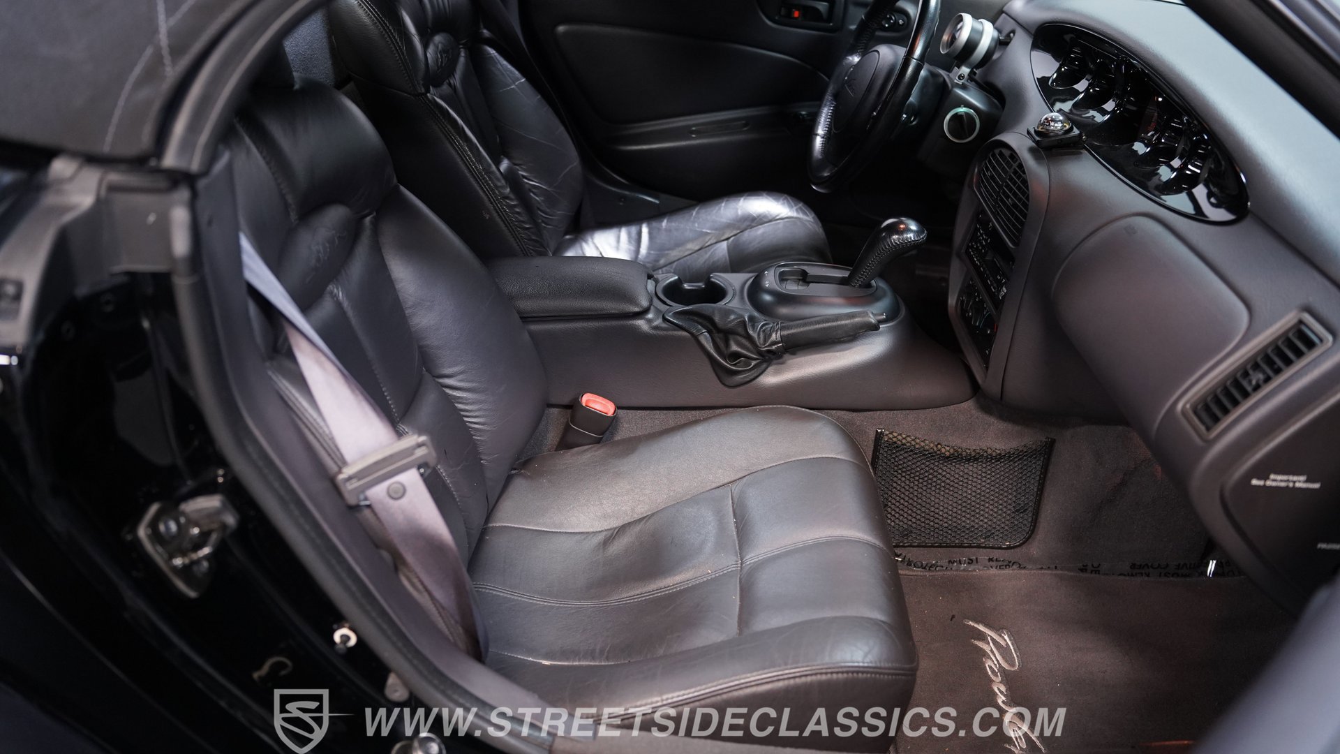 Used 1999 Plymouth Prowler RWD image 37