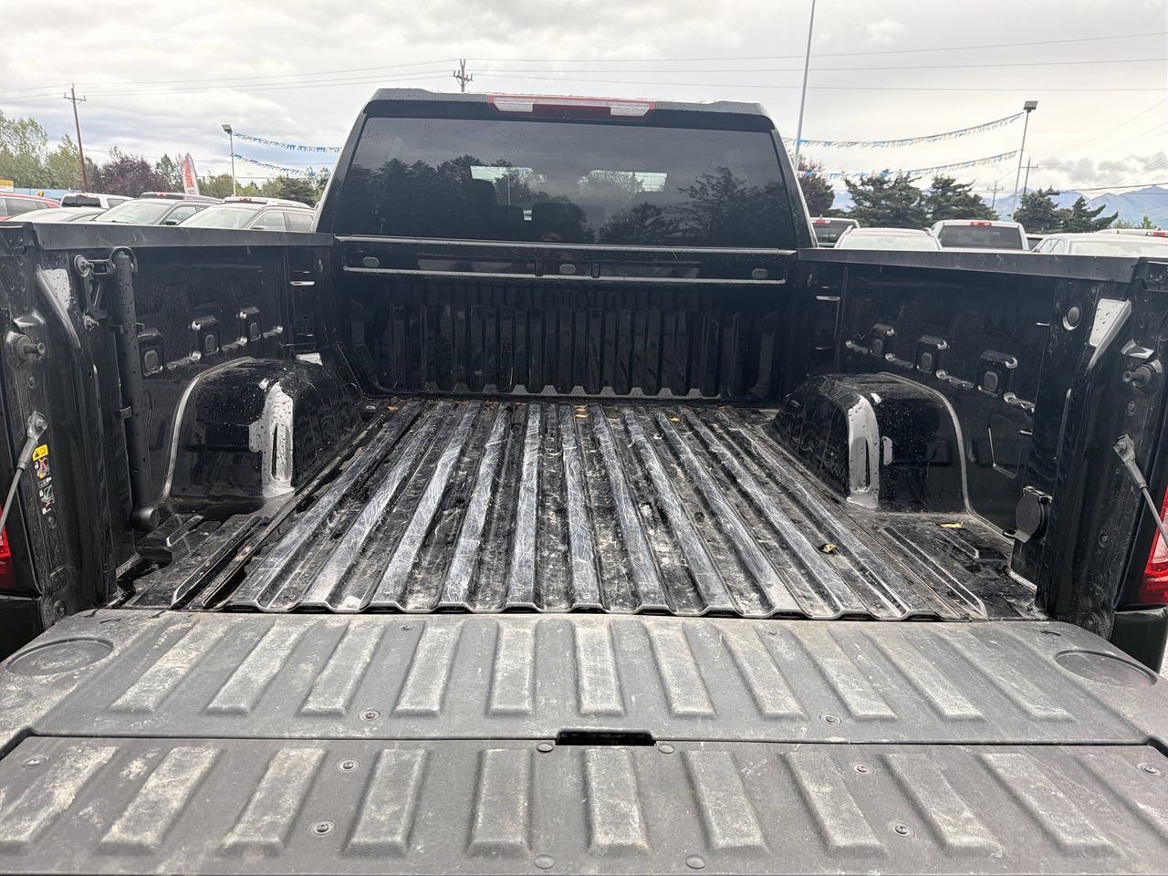 Used 2025 GMC Sierra 1500 SLT AWD/4WD image 21