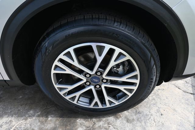 Used 2020 Ford Escape SEL AWD/4WD image 11