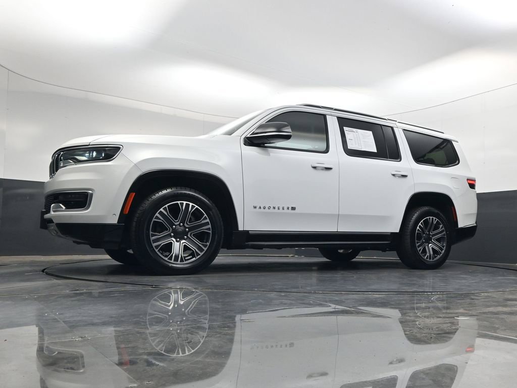 Used 2024 Jeep Wagoneer Series II AWD/4WD image 42