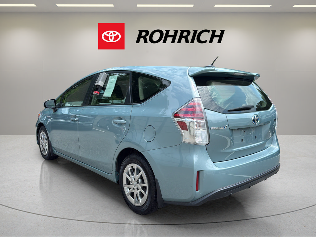 Used 2016 Toyota Prius V Three FWD image 8