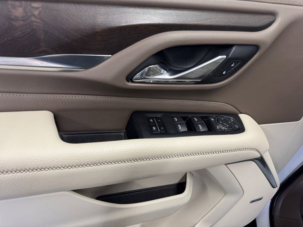 Used 2021 GMC Yukon Denali w/ Denali Premium Package image 11