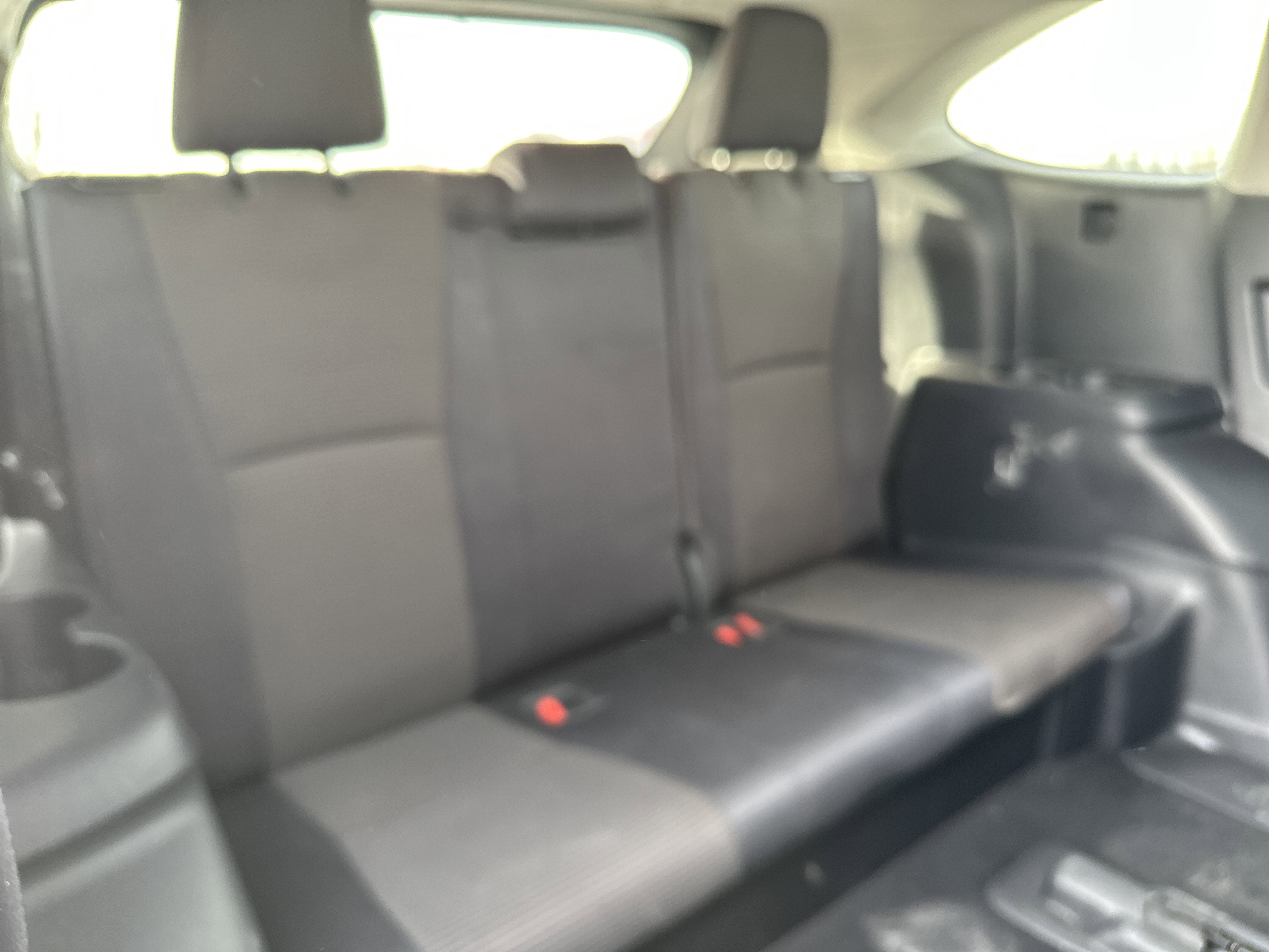 Used 2021 Toyota Highlander LE image 29