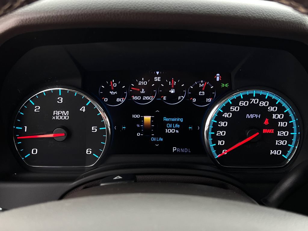 Used 2017 Chevrolet Tahoe Premier AWD/4WD image 18