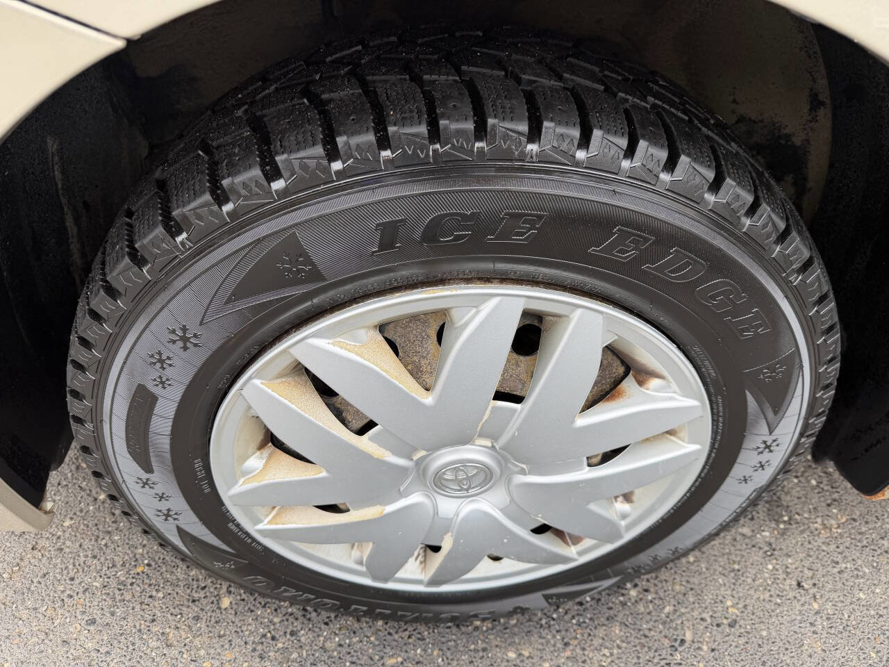 Used 2009 Toyota Sienna LE image 14