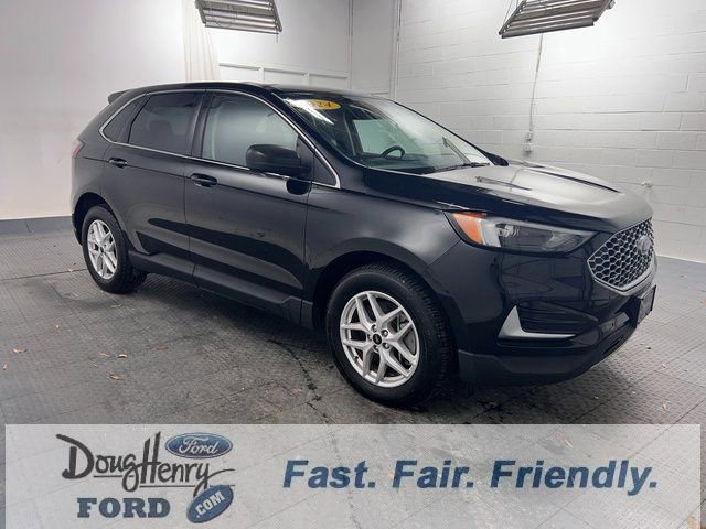 Used 2024 Ford Edge SEL image 3