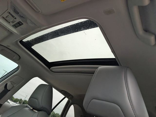 Used 2025 Toyota RAV4 XLE Premium FWD image 27
