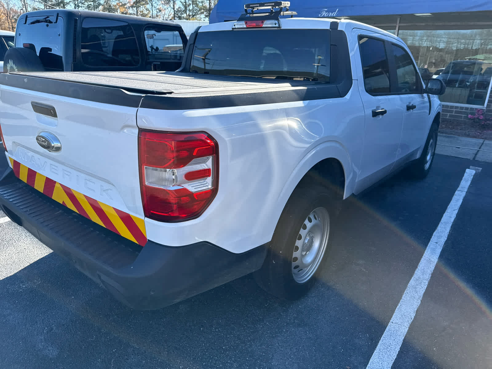 Used 2022 Ford Maverick XL image 14