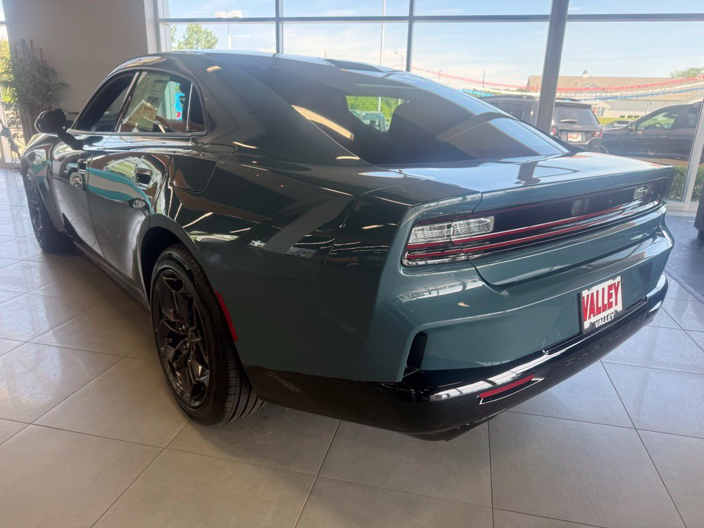 New 2026 Dodge Charger R/T w/ Blacktop Package AWD/4WD image 6