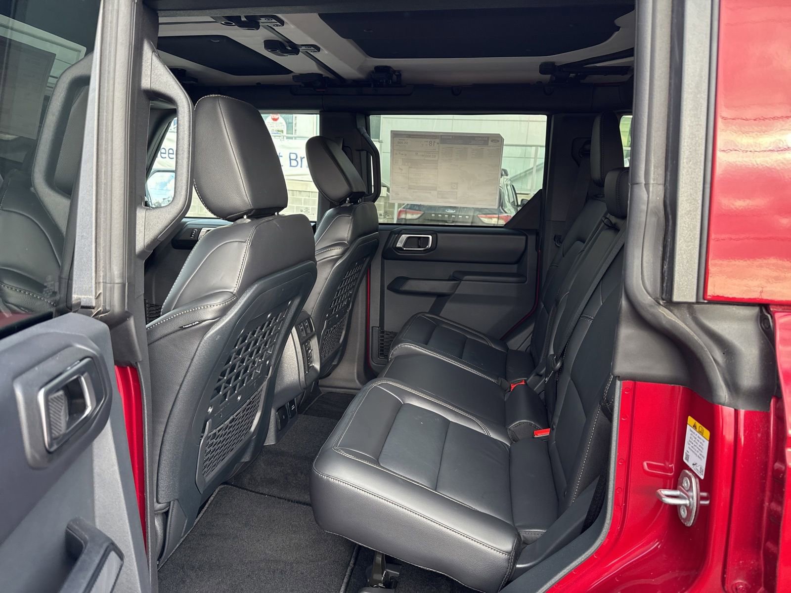 New 2025 Ford Bronco Badlands AWD/4WD image 9