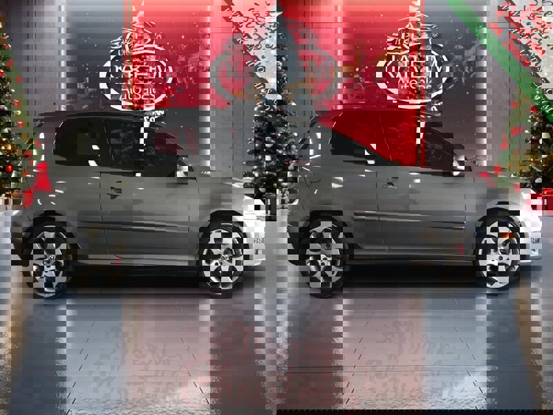 Used 2008 Volkswagen GTI 2-Door image 4