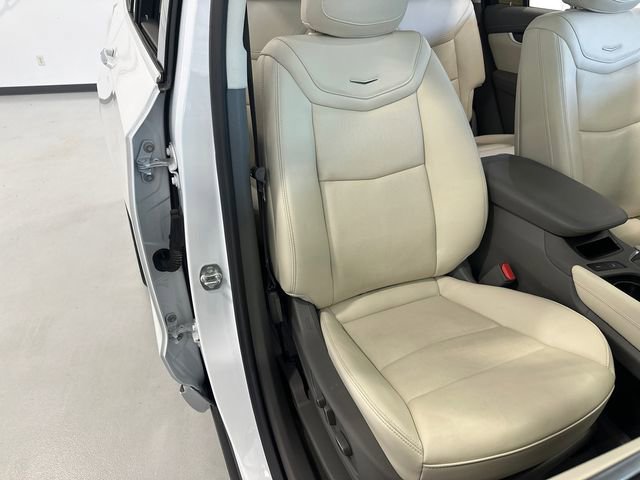 Used 2024 Cadillac XT6 Premium Luxury AWD/4WD image 33