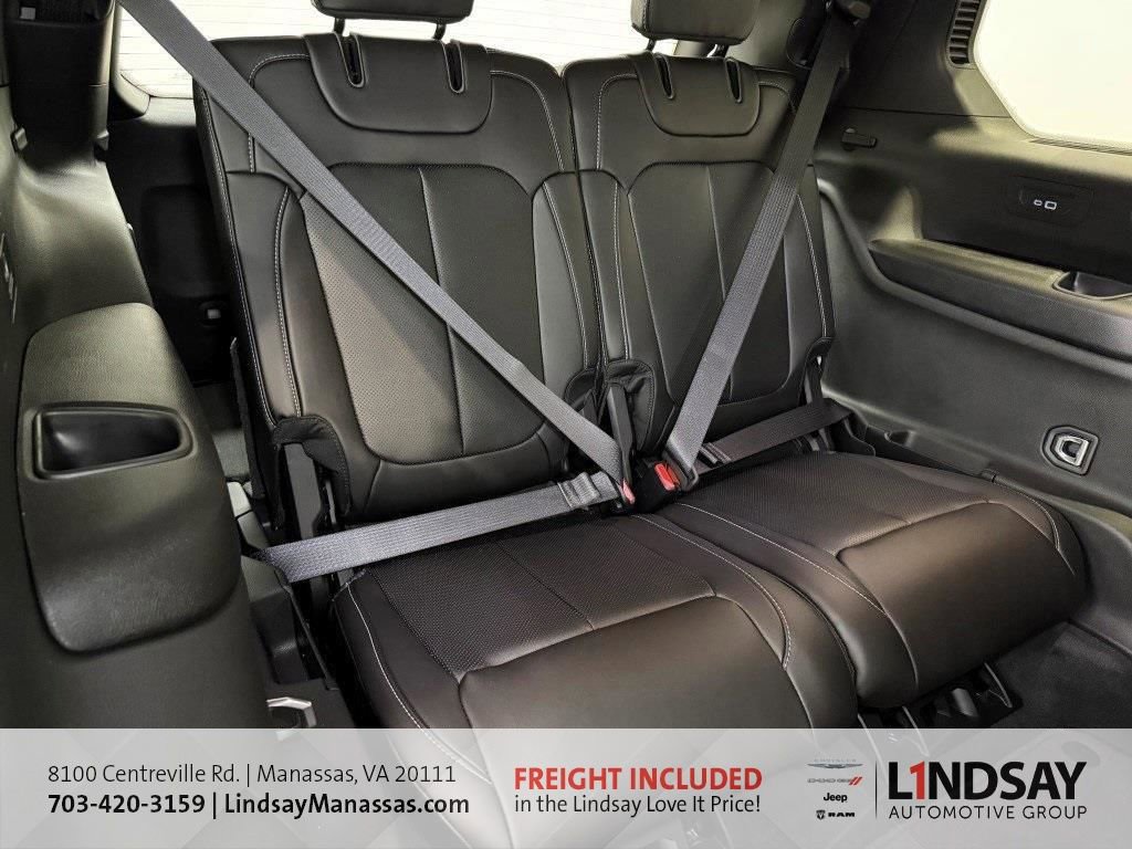 New 2025 Jeep Grand Cherokee L Limited w/ Luxury Tech Group II image 17