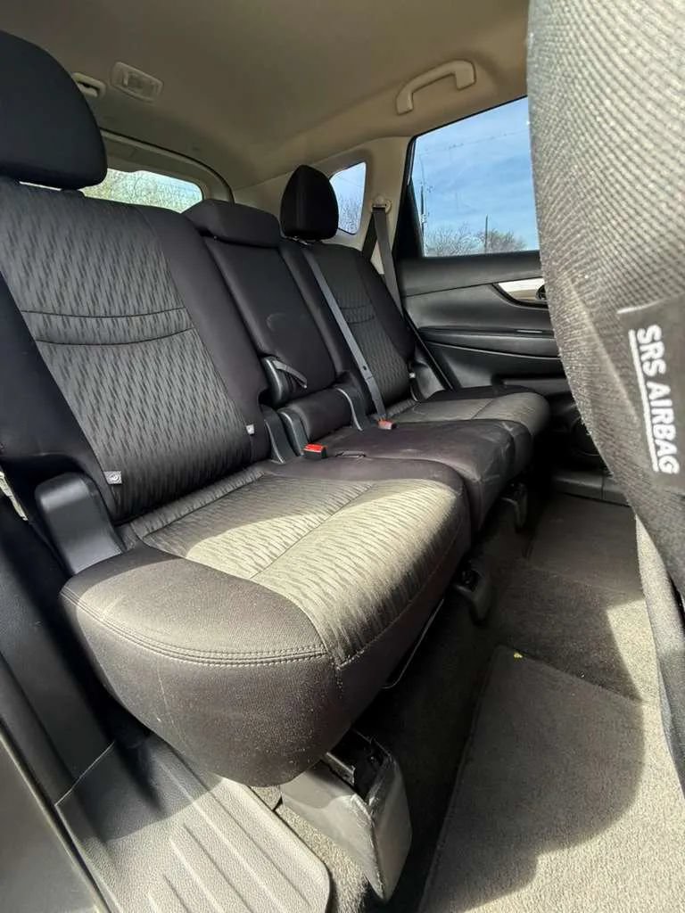 Used 2017 Nissan Rogue S FWD image 27
