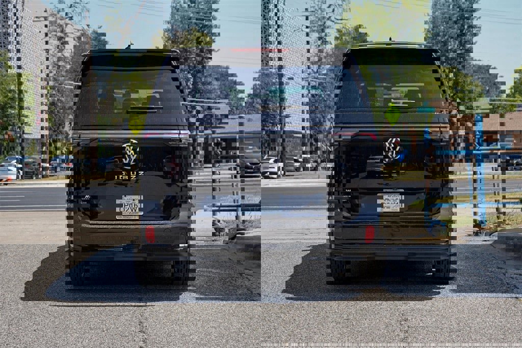 New 2025 Volkswagen ID. Buzz Pro S image 7