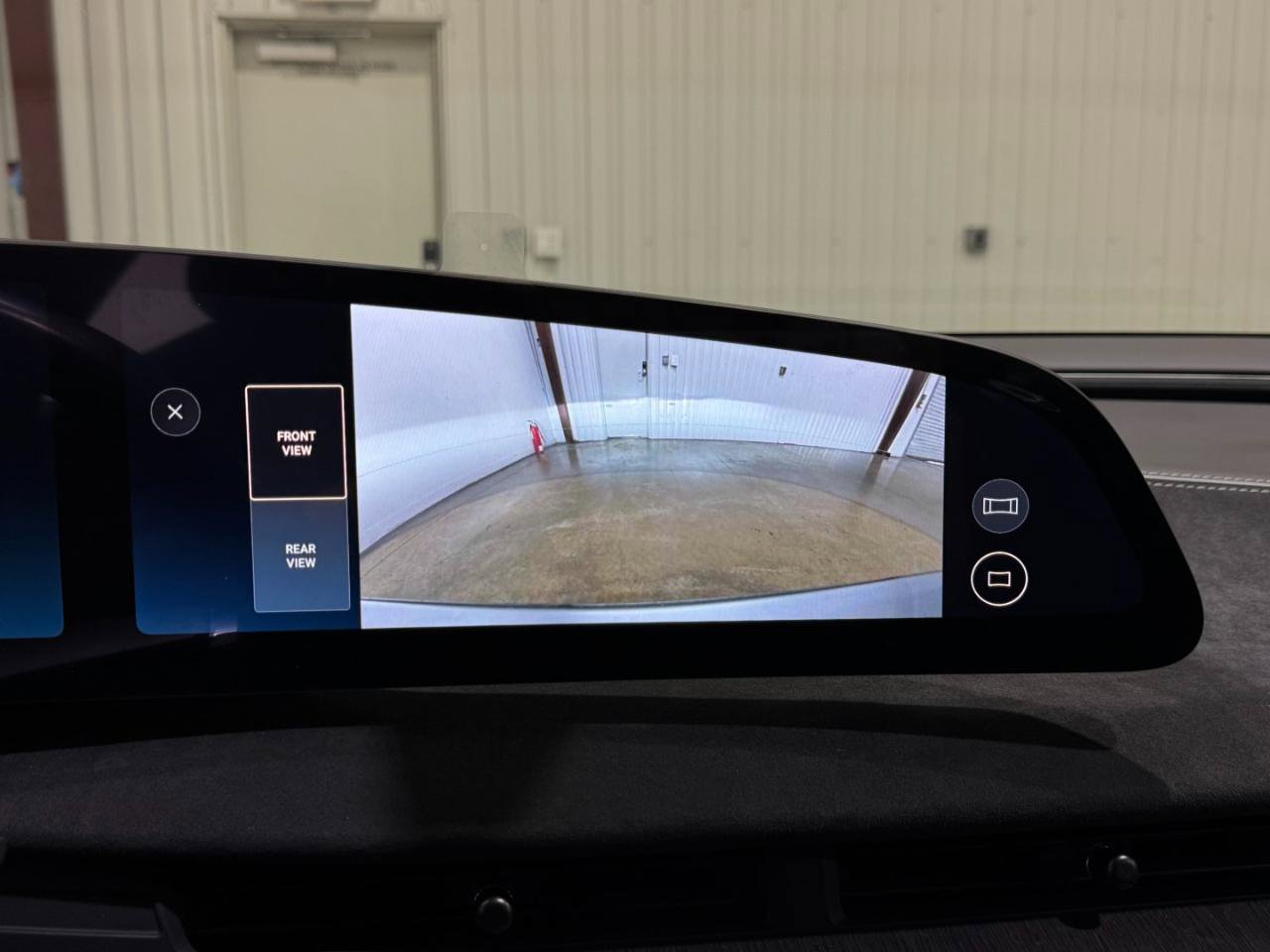 Used 2022 Lucid Air Grand Touring image 34