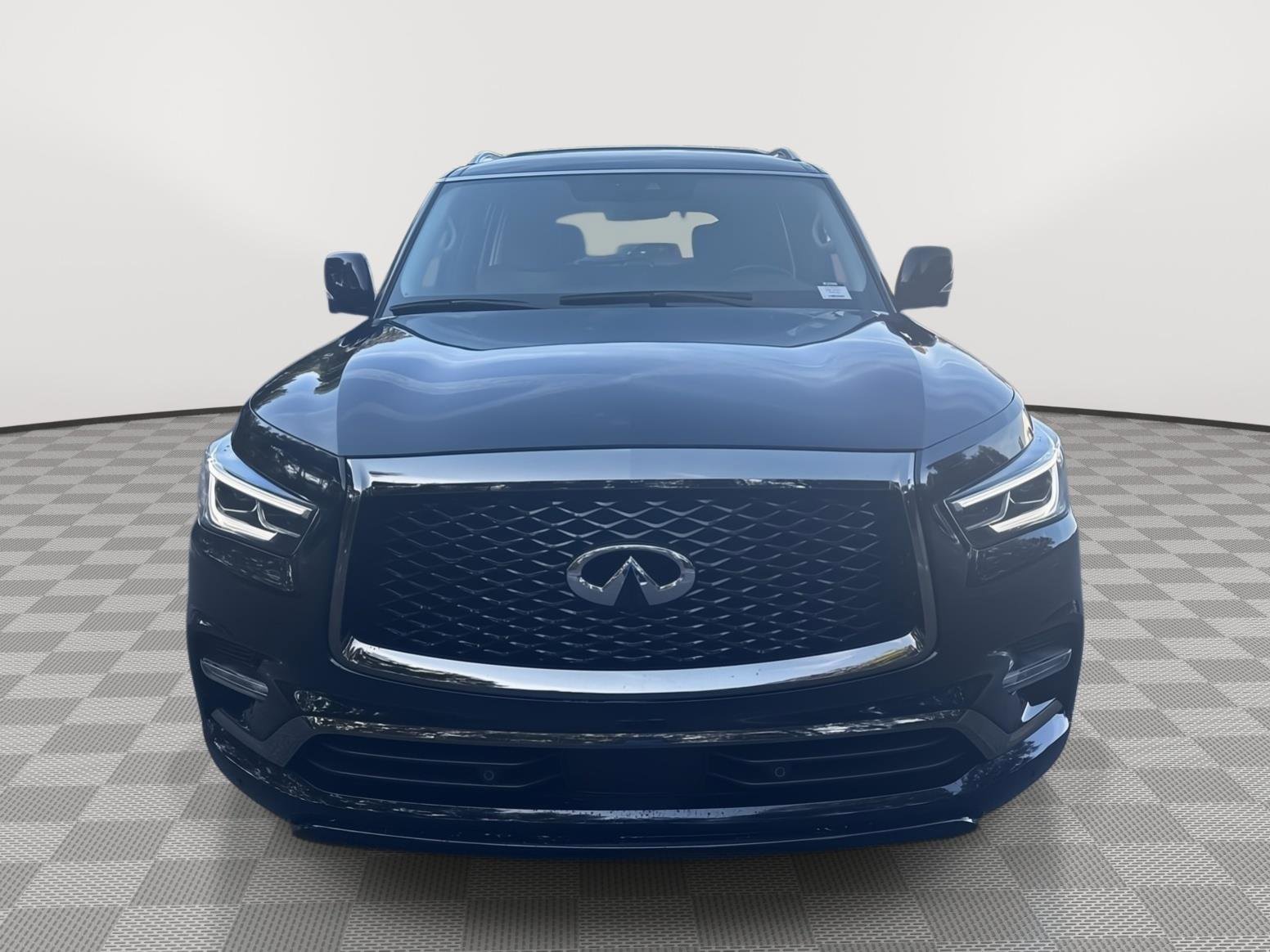 Used 2023 INFINITI QX80 Premium Select w/ Cargo Package AWD/4WD image 3