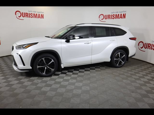 Used 2022 Toyota Highlander XSE AWD/4WD image 14