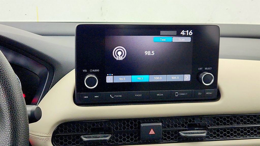 Used 2023 Honda HR-V LX image 18