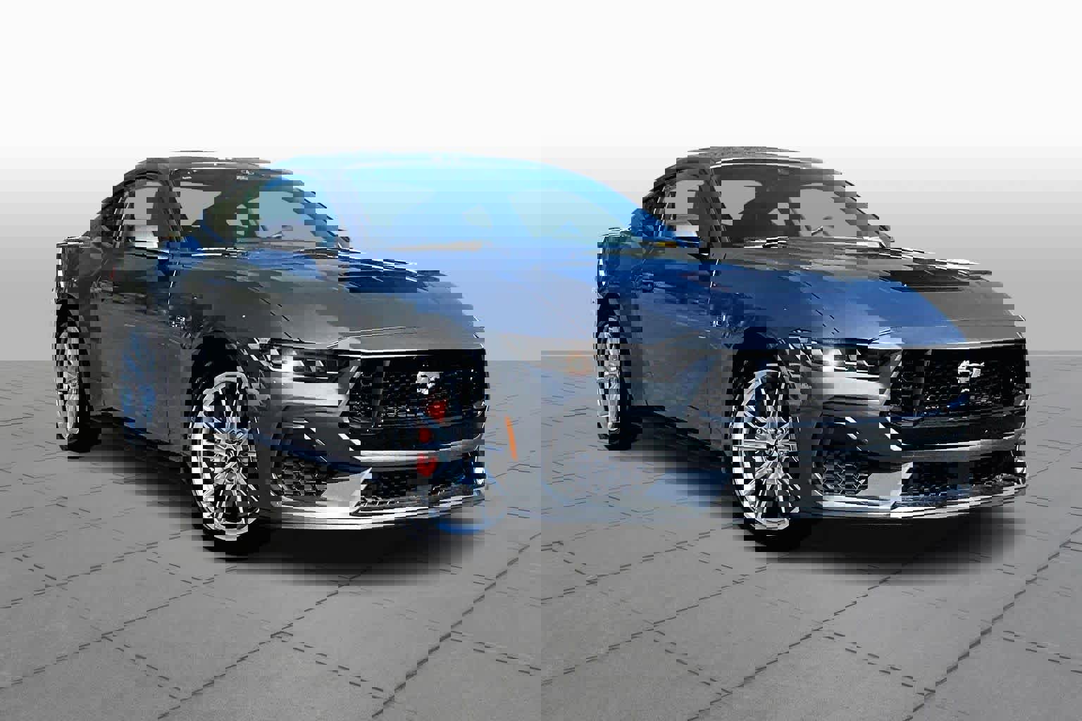 Certified 2025 Ford Mustang GT Premium image 3