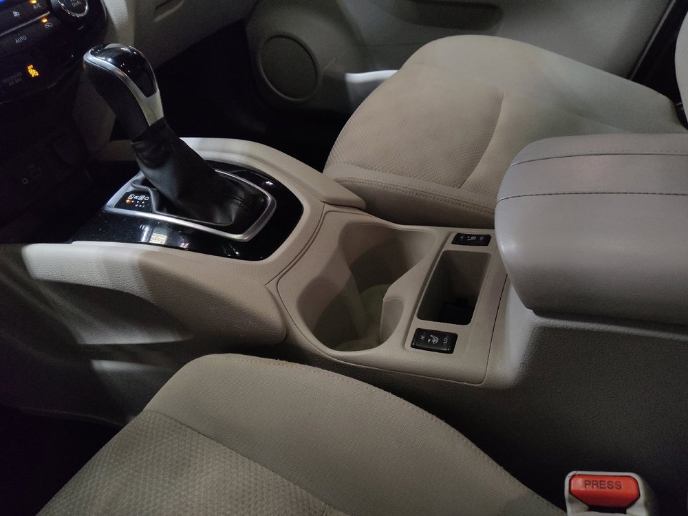 Used 2019 Nissan Rogue Sport SV w/ All-Weather Package image 26