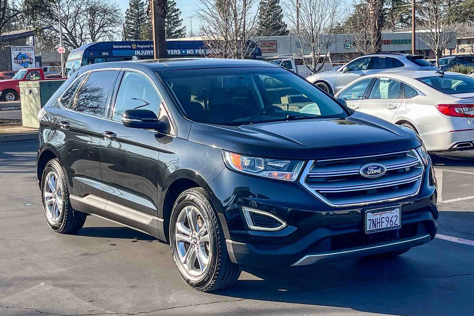 Used 2015 Ford Edge SEL w/ Equipment Group 201A image 5
