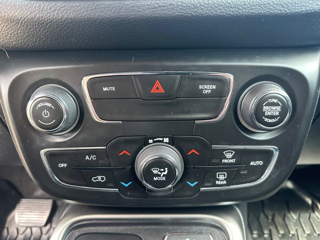 Used 2021 Jeep Compass Latitude w/ Convenience Group AWD/4WD image 23