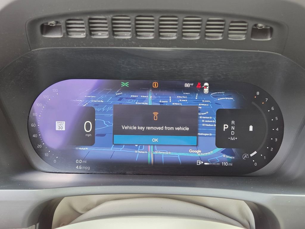 Used 2023 Volvo XC90 B6 Ultimate image 25