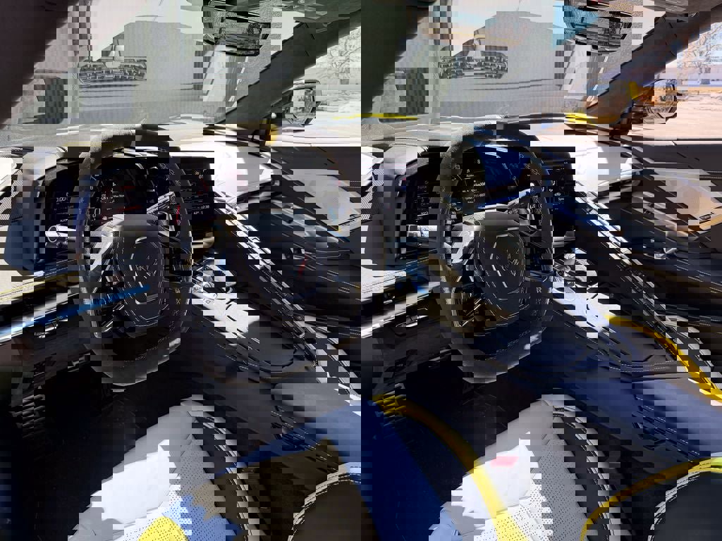 Used 2022 Chevrolet Corvette Stingray Premium Cpe RWD image 10