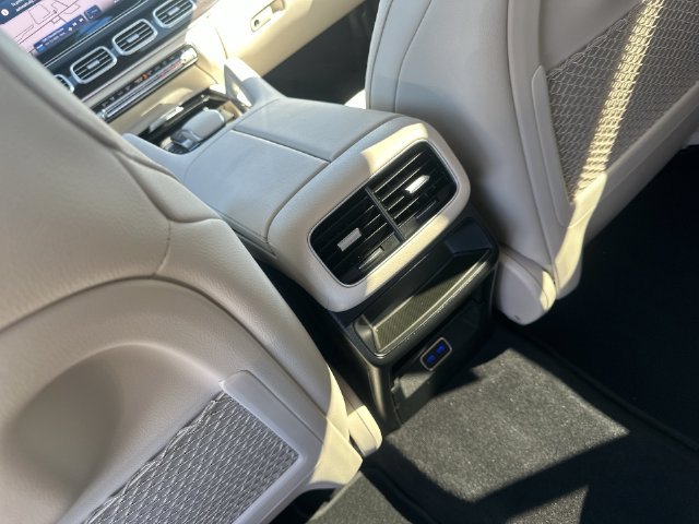 Used 2024 Mercedes-Benz GLE 350 4MATIC image 31